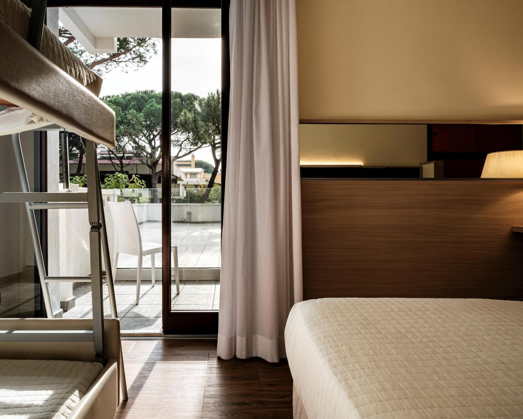 Augustus Hotel Riccione Exterior photo