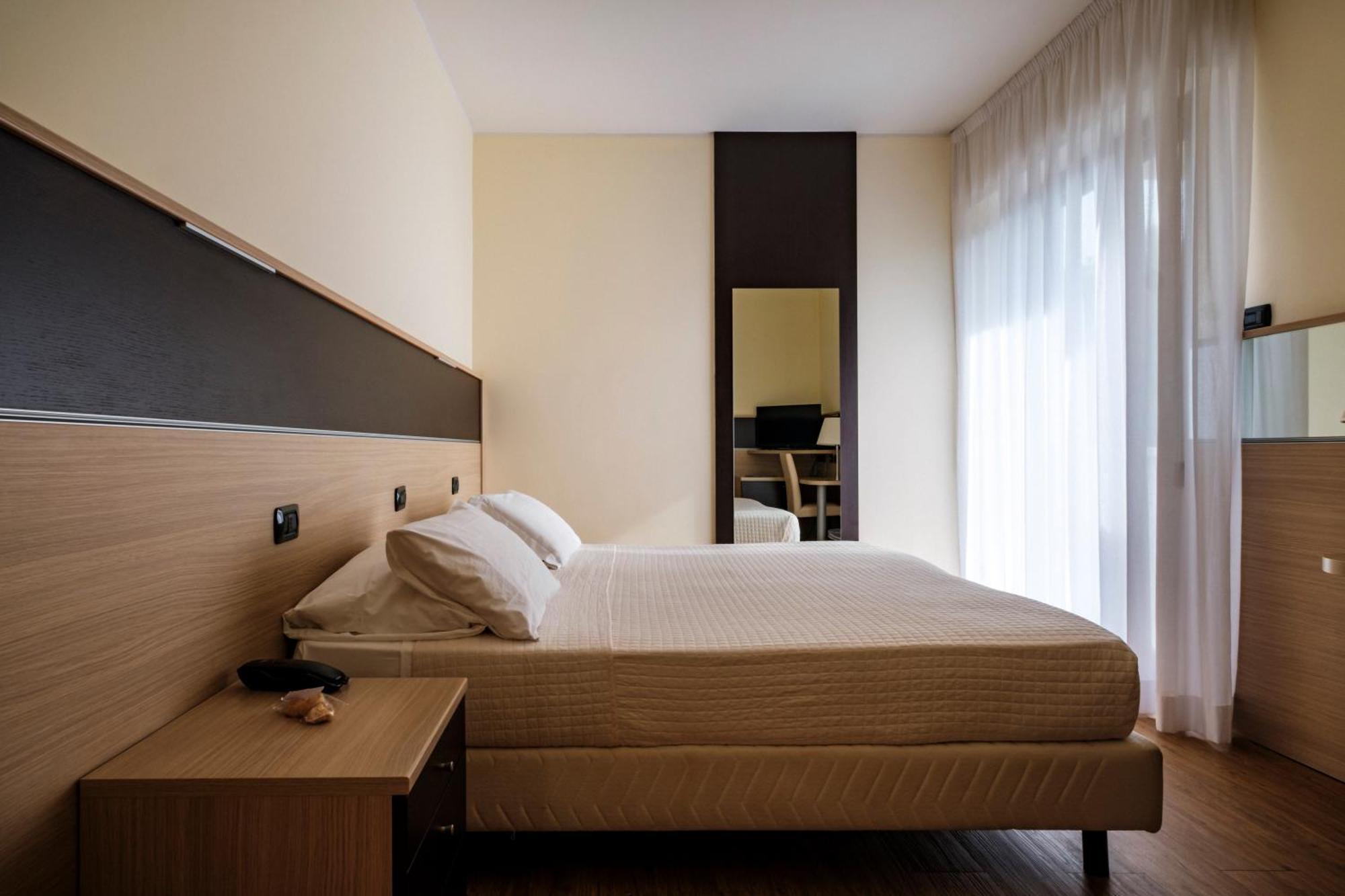 Augustus Hotel Riccione Exterior photo